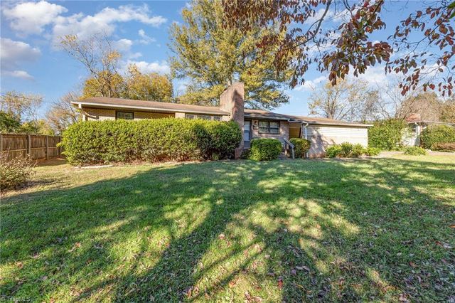 4013 Avera Avenue, Winston-salem, NC 27106