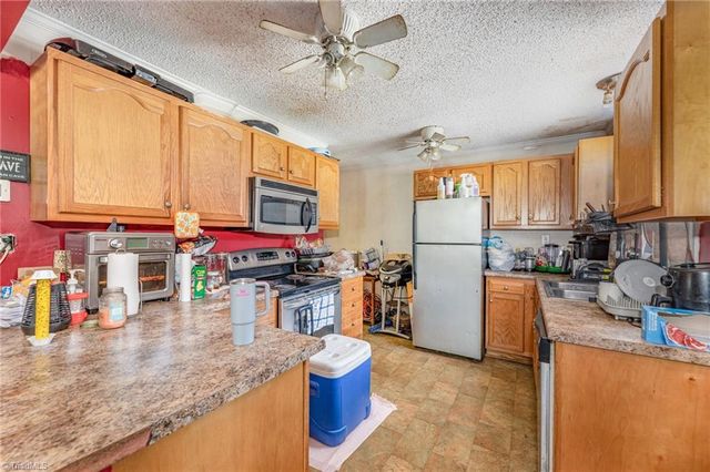 4013 Avera Avenue, Winston-salem, NC 27106