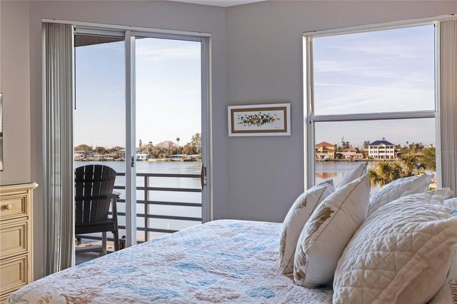 7902 SAILBOAT KEY BOULEVARD S 206, South Pasadena, FL 33707