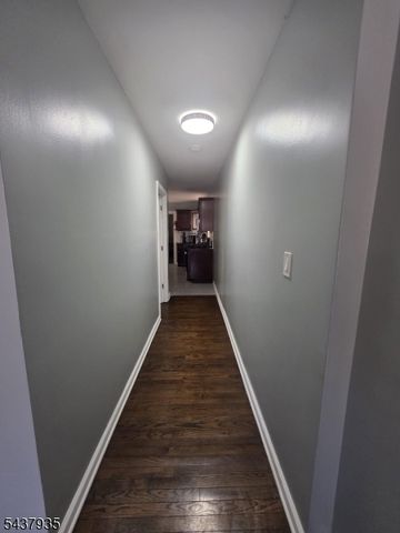 126 Smith St, Elizabeth City, NJ 07201