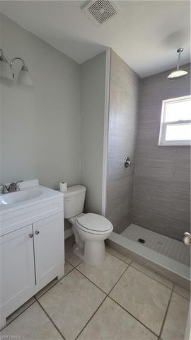 4404 Santa Barbara BLVD, Cape Coral, FL 33914