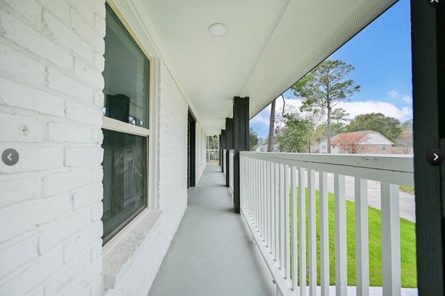 1011 Klamath Lane, Houston, TX 77090