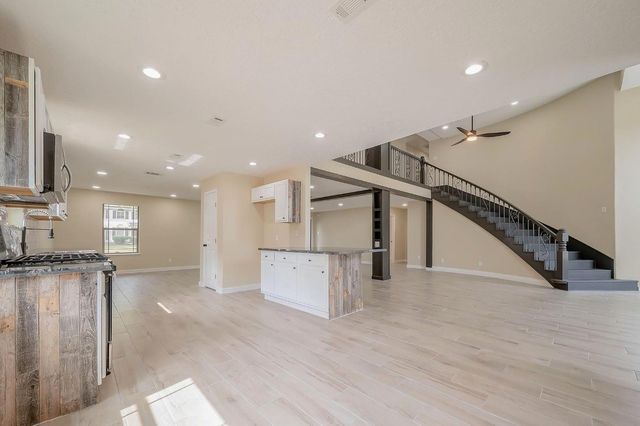 1011 Klamath Lane, Houston, TX 77090