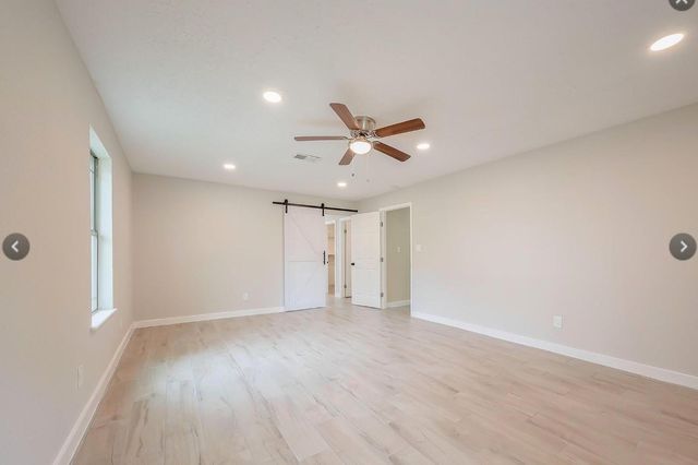 1011 Klamath Lane, Houston, TX 77090