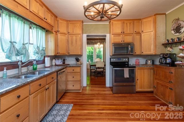 800 Main Street, Bryson City, NC 28713