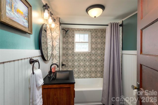 800 Main Street, Bryson City, NC 28713