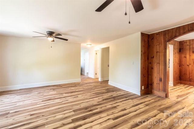 800 Main Street, Bryson City, NC 28713