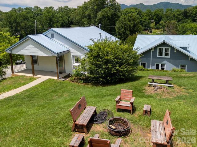 800 Main Street, Bryson City, NC 28713