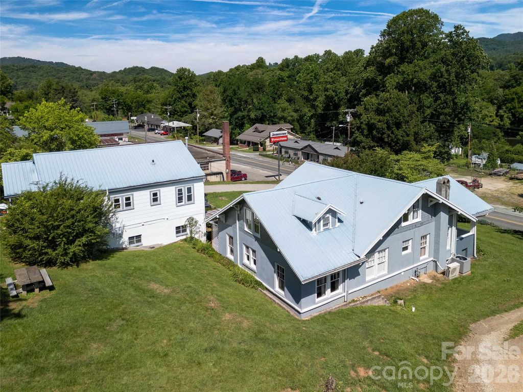 800 Main Street, Bryson City, NC 28713