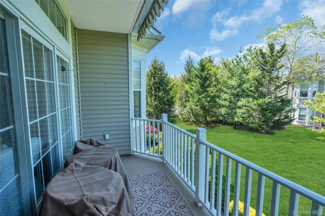 176 Symphony Drive, Lake Grove, NY 11755