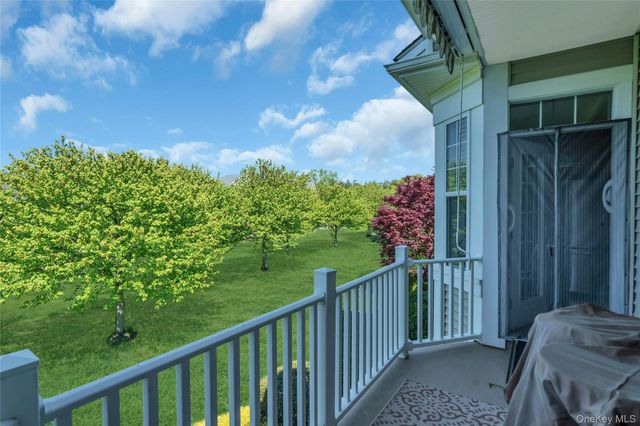 176 Symphony Drive, Lake Grove, NY 11755