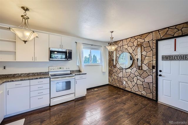 4503 Chamberlin South Court, Colorado Springs, CO 80906