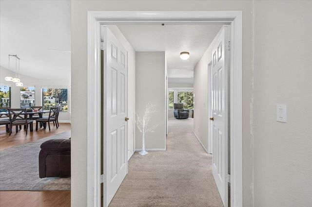 813 E Catalina Circle, Fresno, CA 93730