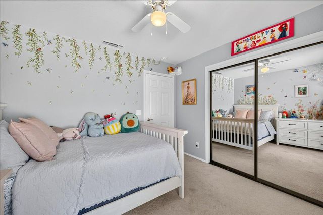 813 E Catalina Circle, Fresno, CA 93730