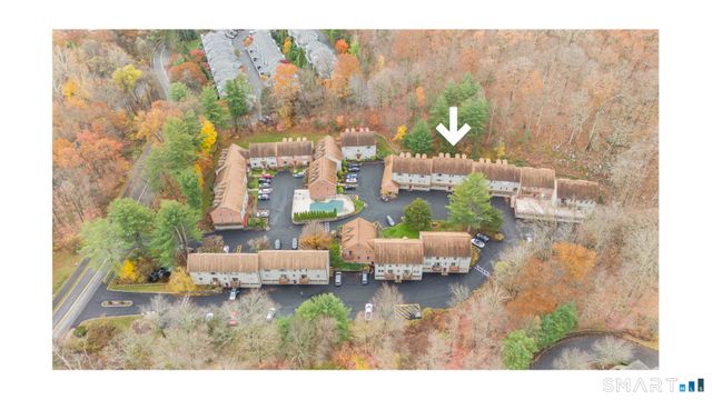 40 Village Walk 40, Wilton, CT 06897