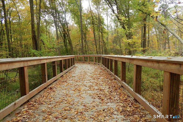 40 Village Walk 40, Wilton, CT 06897