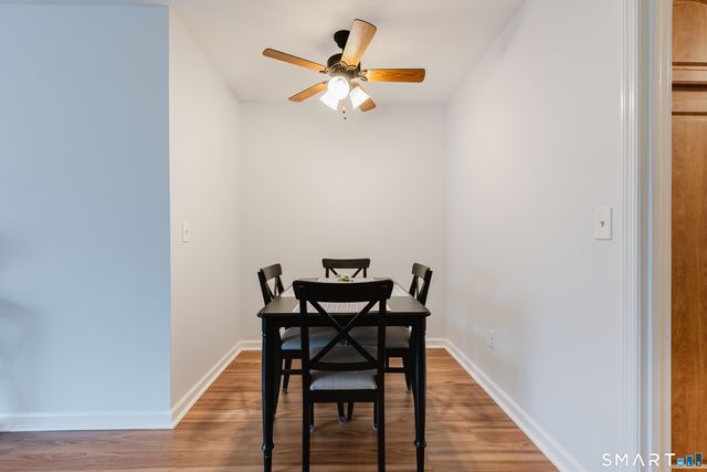 40 Village Walk 40, Wilton, CT 06897