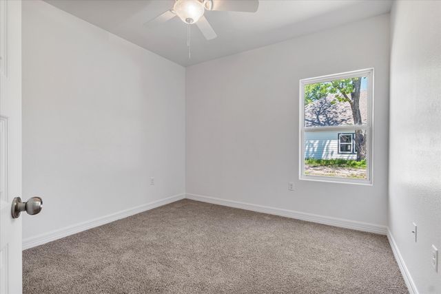 1312 S Clements Street, Gainesville, TX 76240