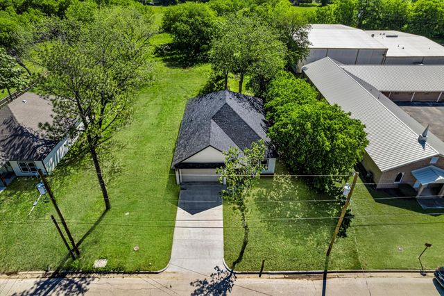 1312 S Clements Street, Gainesville, TX 76240