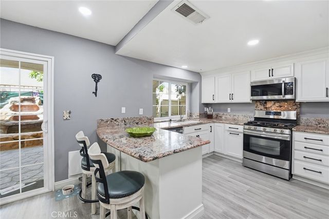 15766 Firethorn Road, Fontana, CA 92337