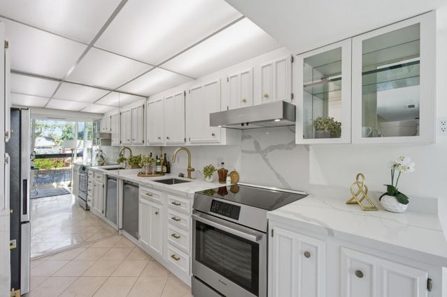 101 Alma Street 201, Palo Alto, CA 94301