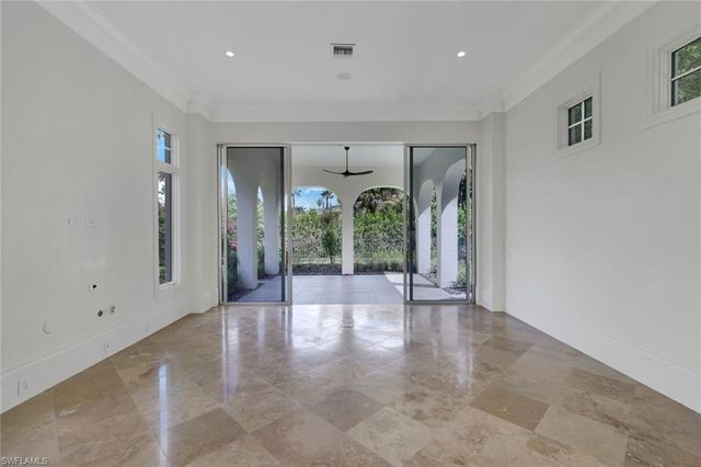1609 Chinaberry WAY, Naples, FL 34105