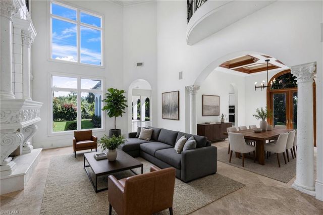 1609 Chinaberry WAY, Naples, FL 34105