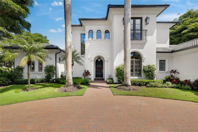 1609 Chinaberry WAY, Naples, FL 34105