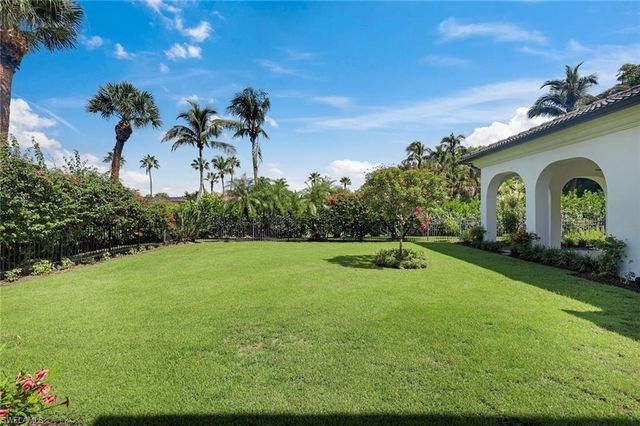 1609 Chinaberry WAY, Naples, FL 34105