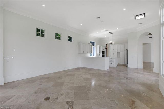1609 Chinaberry WAY, Naples, FL 34105