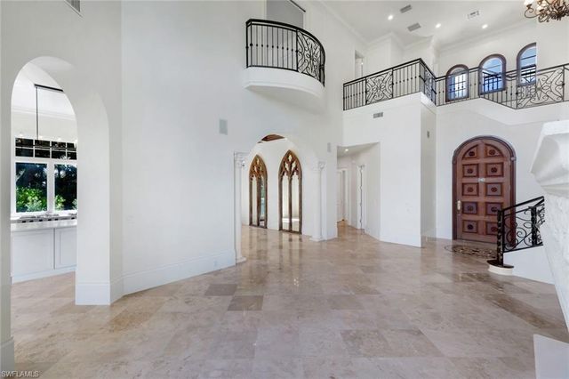 1609 Chinaberry WAY, Naples, FL 34105
