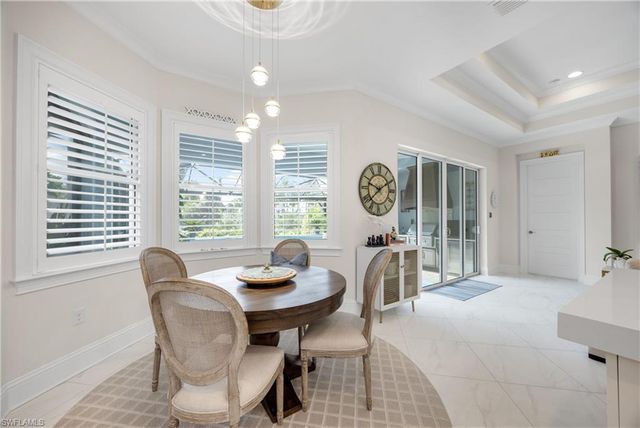 6472 Arriba AVE, Naples, FL 34113