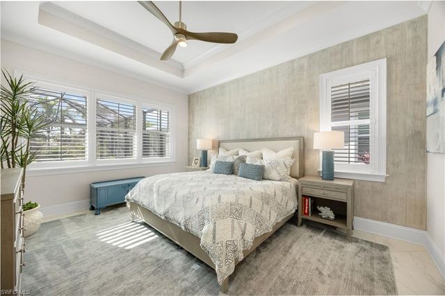 6472 Arriba AVE, Naples, FL 34113