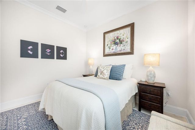 6472 Arriba AVE, Naples, FL 34113
