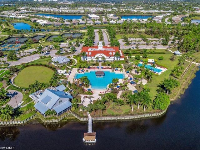 6472 Arriba AVE, Naples, FL 34113