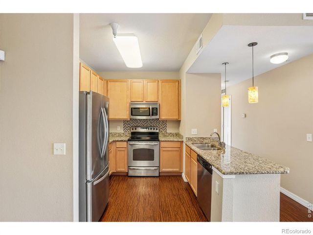804 Summer Hawk Drive 4203, Longmont, CO 80504