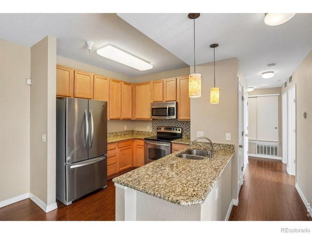 804 Summer Hawk Drive 4203, Longmont, CO 80504