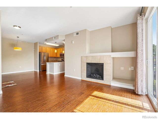 804 Summer Hawk Drive 4203, Longmont, CO 80504