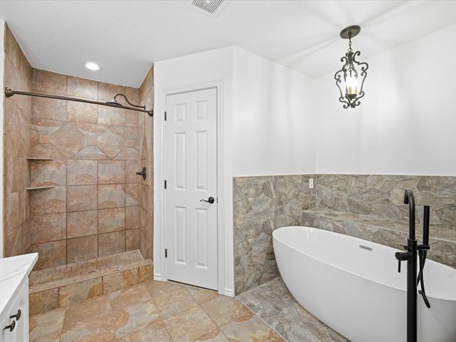 19901 S Highway 281 A, Lipan, TX 76462