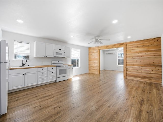 19901 S Highway 281 A, Lipan, TX 76462
