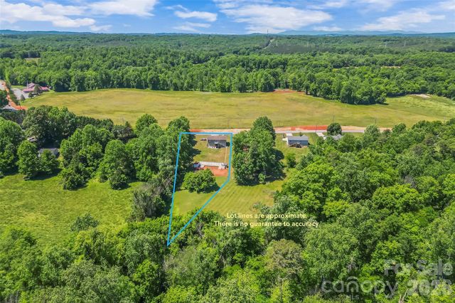3104 Zion Church Road, Hickory, NC 28602