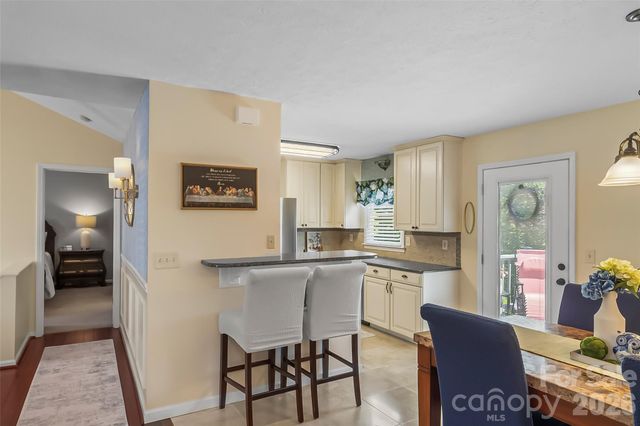 3104 Zion Church Road, Hickory, NC 28602