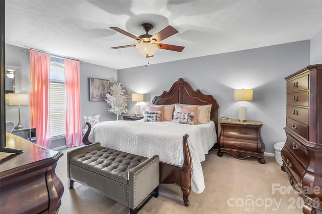 3104 Zion Church Road, Hickory, NC 28602