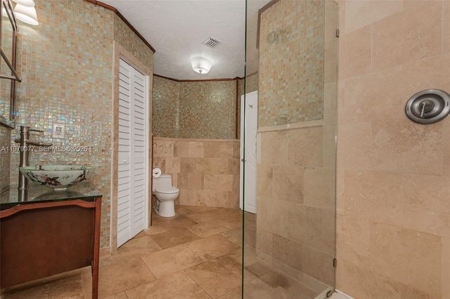 15048 SW 51st St, Davie, FL 33331