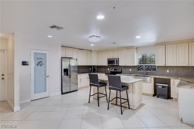 3411 Golden Gate BLVD E, Naples, FL 34120