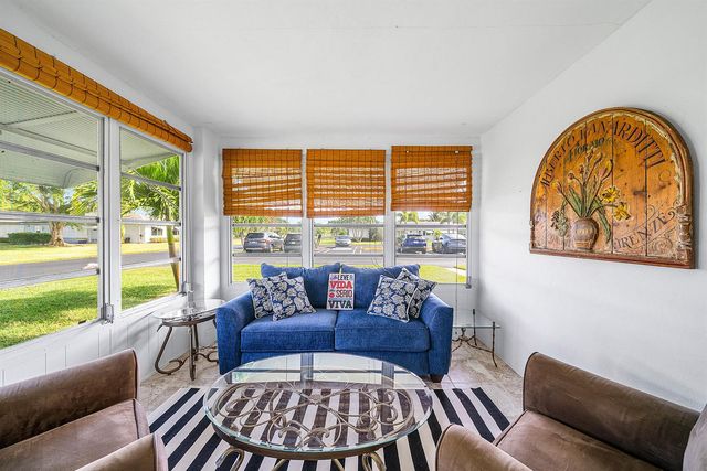 510 High Point Drive D, Delray Beach, FL 33445