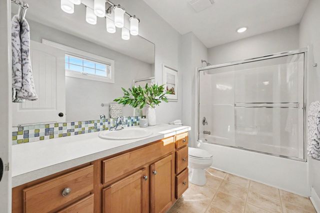 5793 Jamail Drive NE, Belmont, MI 49306
