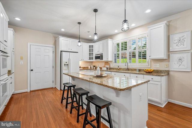 6322 HALSEY RD, Mclean, VA 22101