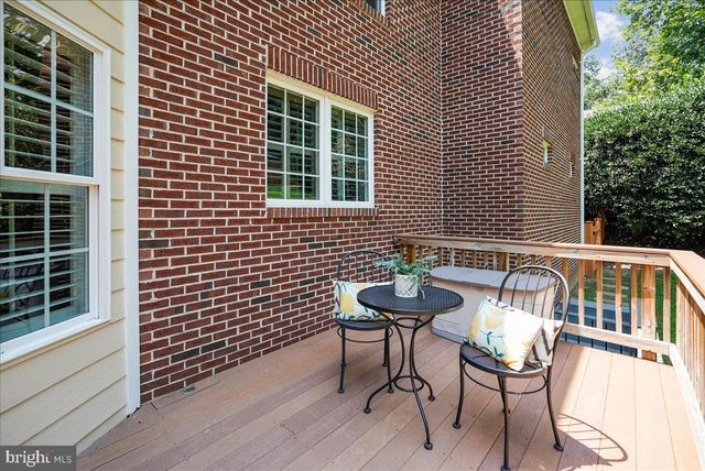 6322 HALSEY RD, Mclean, VA 22101