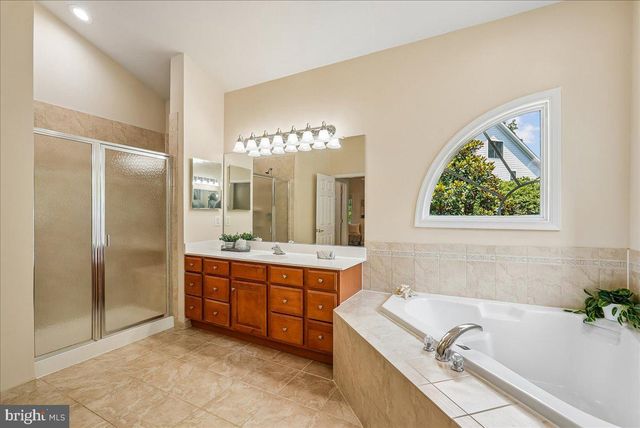 6322 HALSEY RD, Mclean, VA 22101